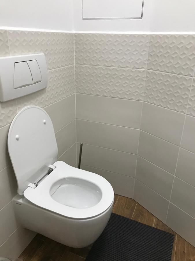 My Mara Maja Apartman C 4 Besenova Bagian luar foto